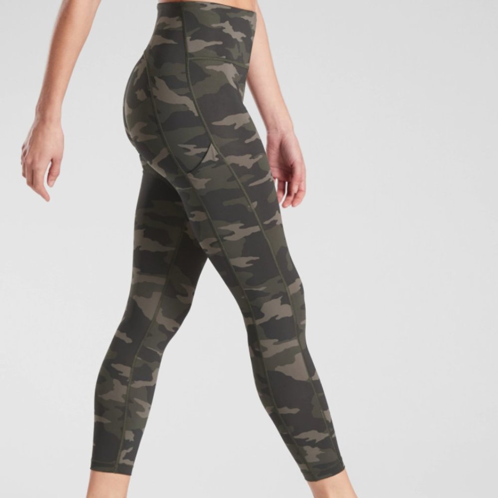 Athleta Ultimate 7/8 Tight